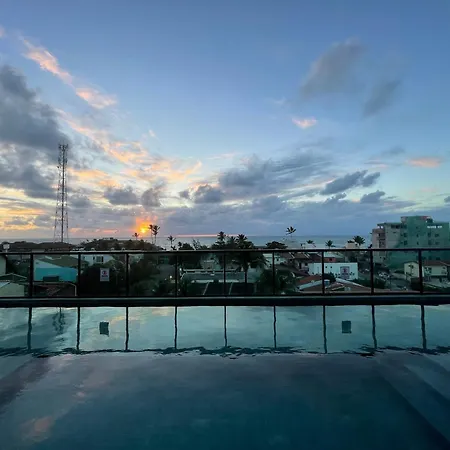 Apto a 150m da praia, Rooftop com piscina&sauna em Porto de Galinhas-2